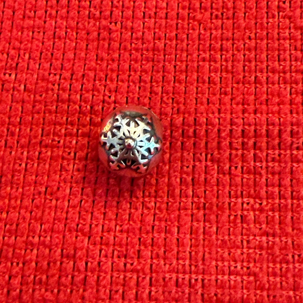 Pandora Snowflake Clasp